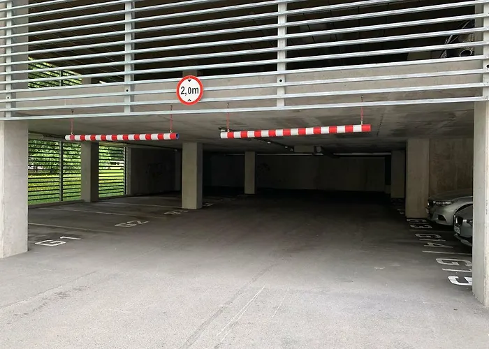 Orange Sipelga Balcony & Free Parking Lägenhet *